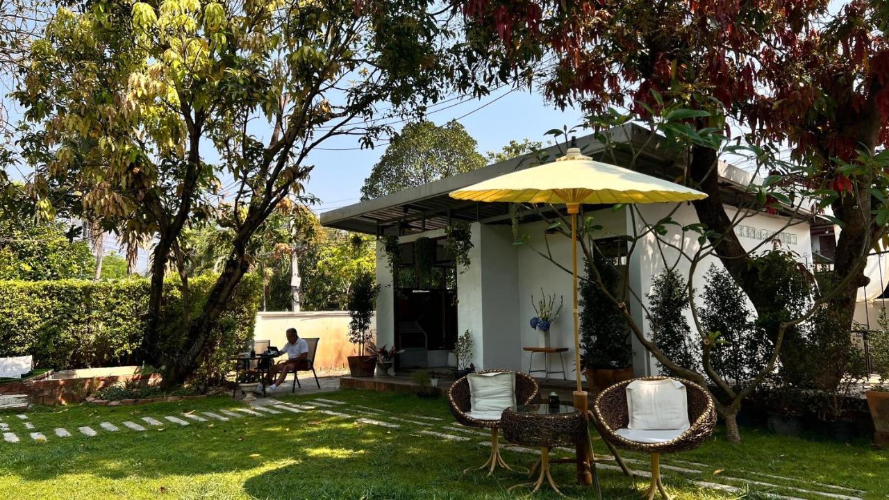 Udee Cozy Hotel Čiang Mai Exteriér fotografie