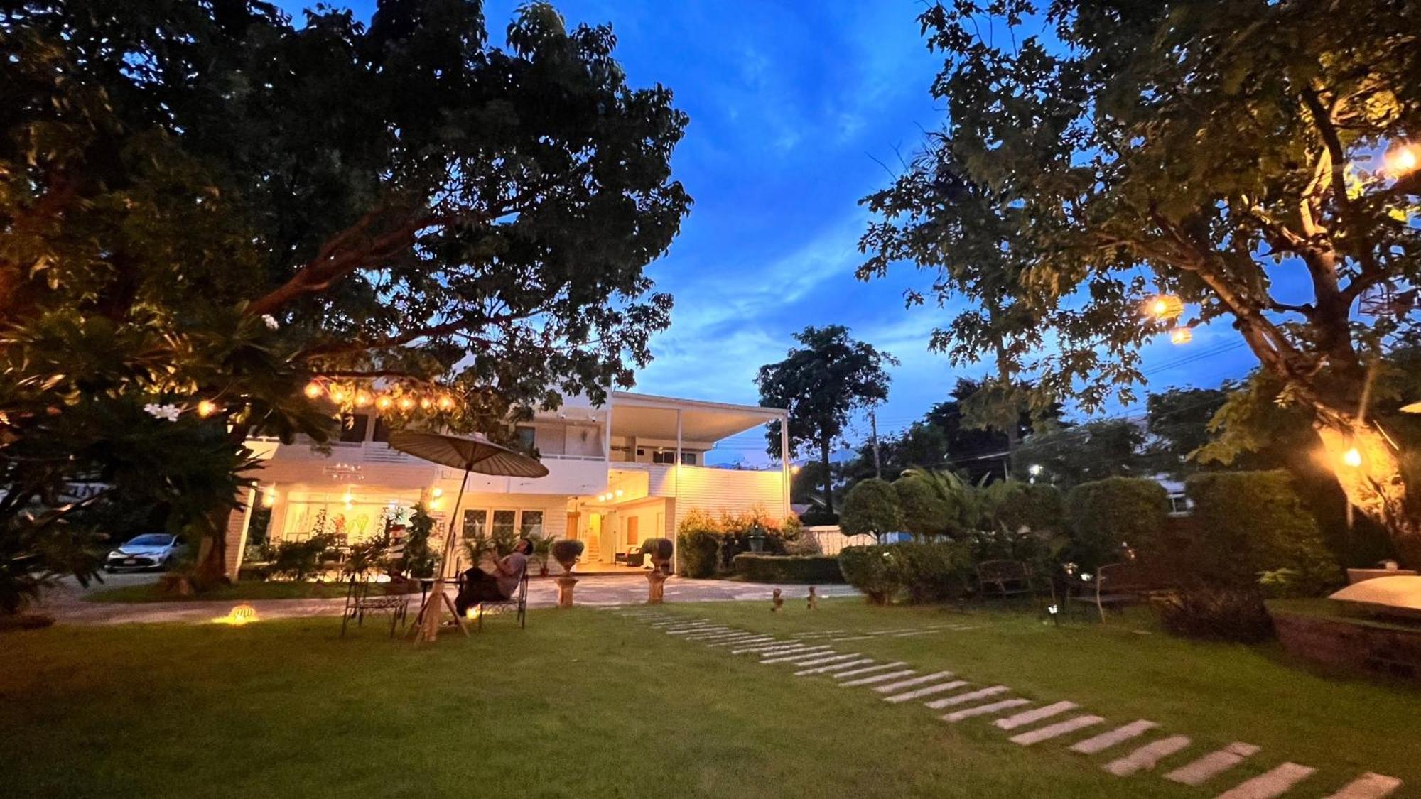 Udee Cozy Hotel Čiang Mai Exteriér fotografie